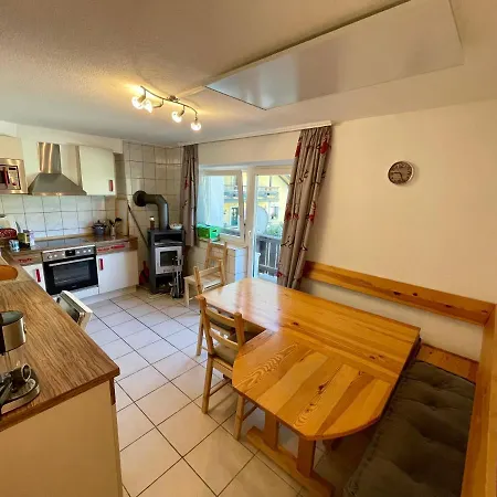 Geraeumige Familienwohnung Fuer Aktivurlauber 索滕斯