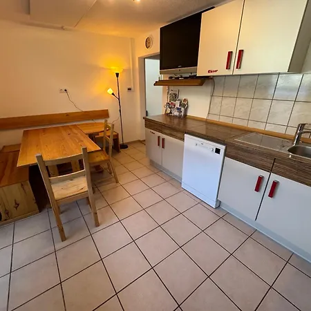 Geraeumige Familienwohnung Fuer Aktivurlauber *
