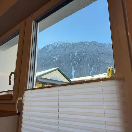 Geraeumige Familienwohnung Fuer Aktivurlauber Заутенс