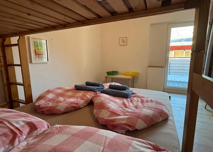 Geraeumige Familienwohnung Fuer Aktivurlauber * Заутенс