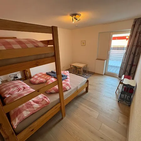 Geraeumige Familienwohnung Fuer Aktivurlauber * Sautens
